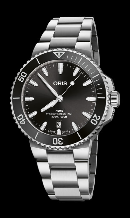 Aquis Date, 41.50 mm, Black, Stainless steel Strap, Stainless steel screw-in security crown, Multi-piece stainless steel case, ceramic minutes scale top ring