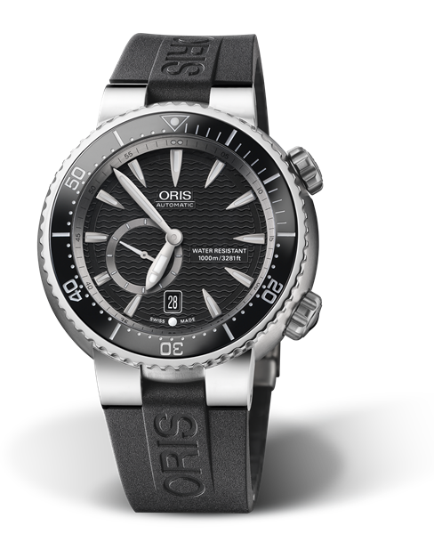 Divers Titan 'C' Small Second, Date, 47.00 mm, Black, Rubber Strap, Stainless steel screw-in security crown and Helium valve, Multi-piece titanium case, ceramic minutes scale top ring