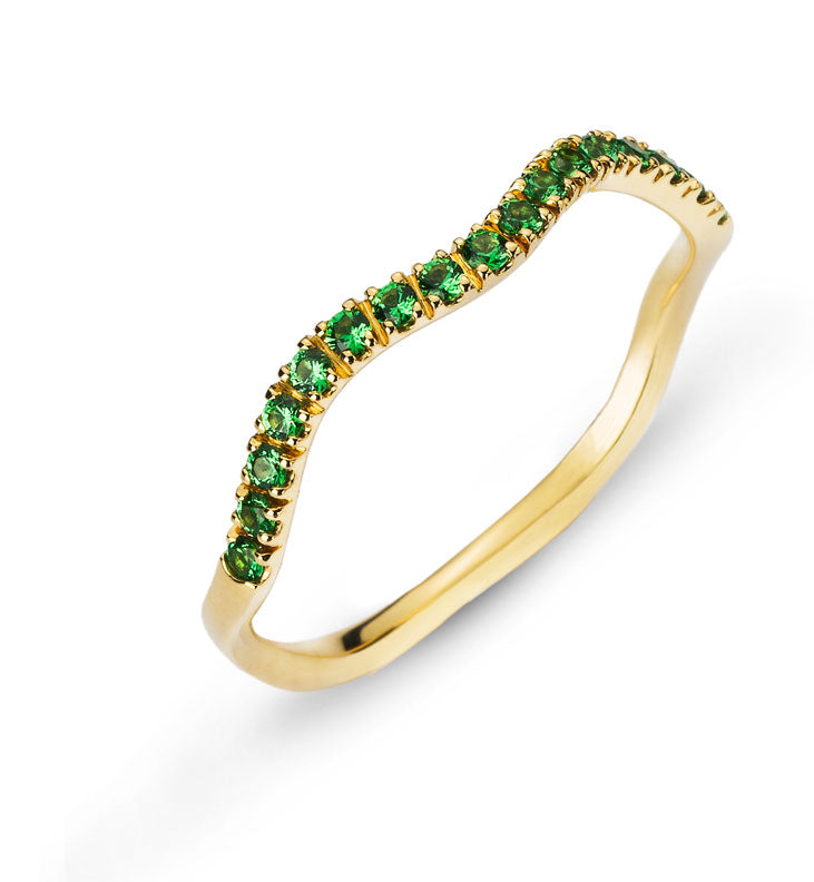 Ring Gelbgold 750, geschwungene Form "Wave" 17 grüne Granate 0ct.
