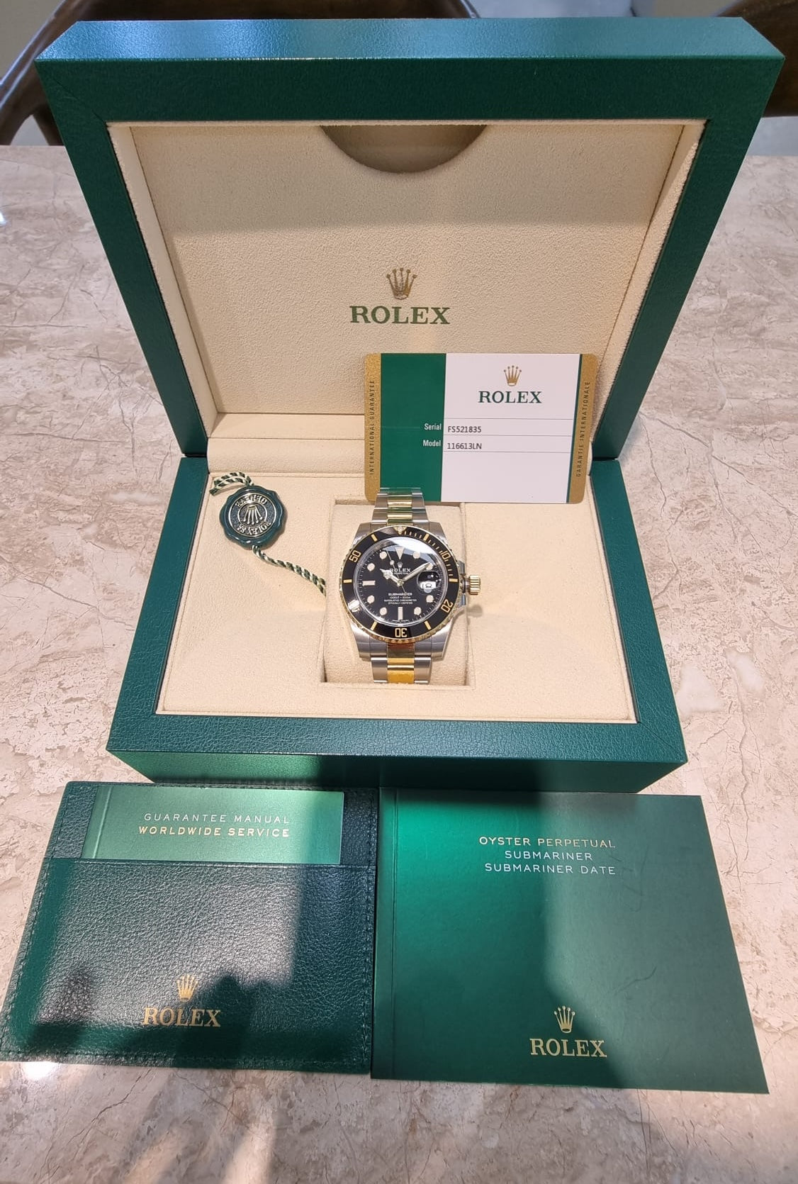 Rolex Submariner Date - 116613LN  Black Dial Stahl/Gold 2020